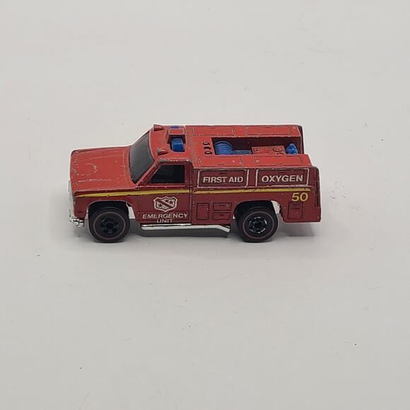 Hot Wheels Redline 1974 Emergency Unit - Picture 4 of 7